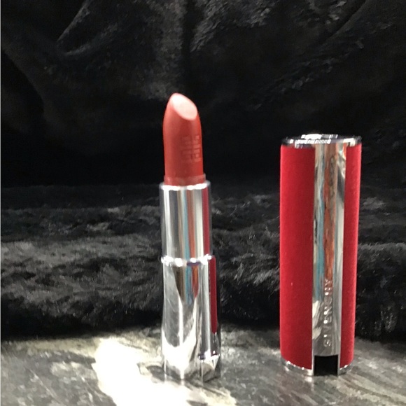 Givenchy LeRouge Deep Velvet Lipstick - Picture 3 of 5